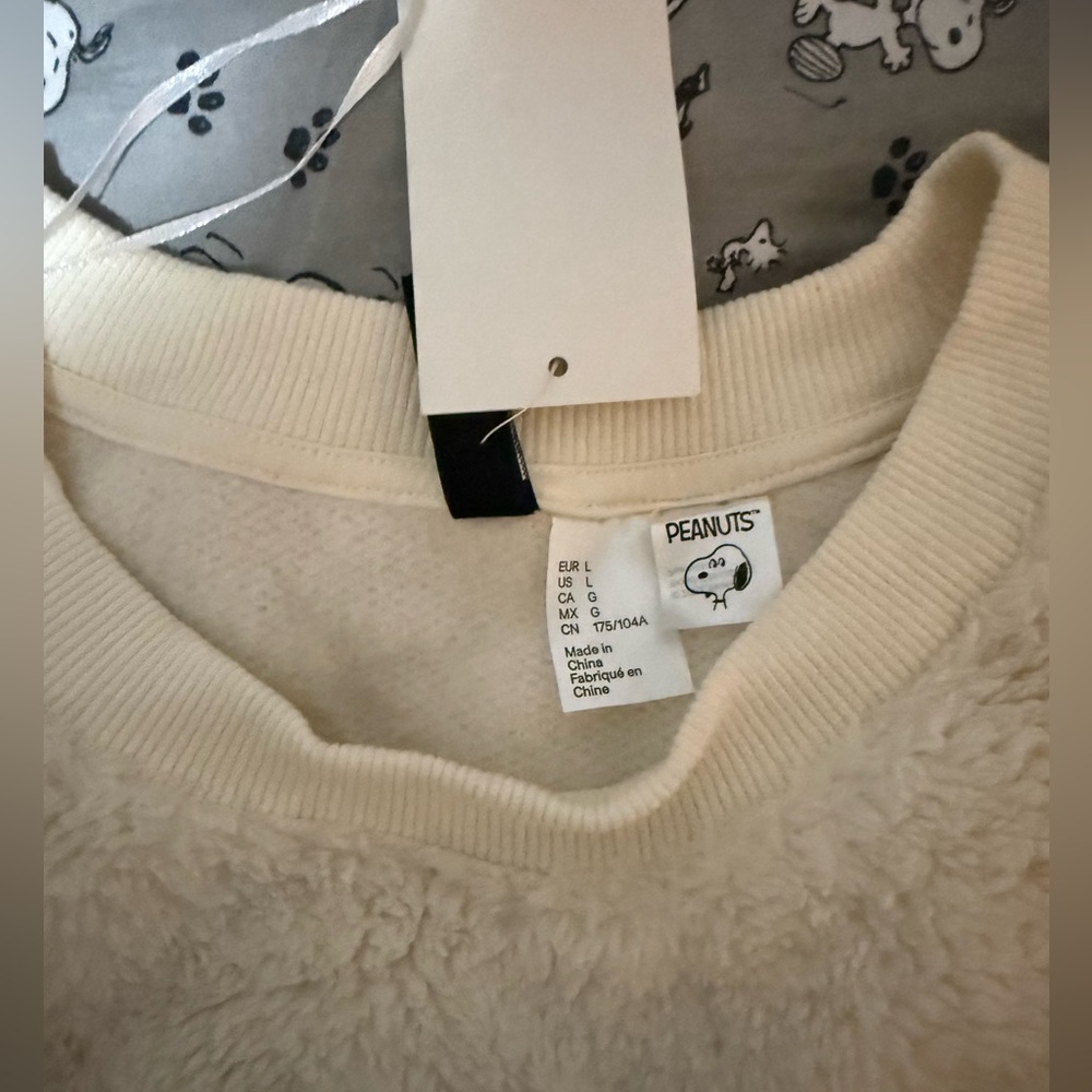 Peanuts Cream Plush Crewneck Sweatshirt with Snoopy Tag - Picture 2 of 4